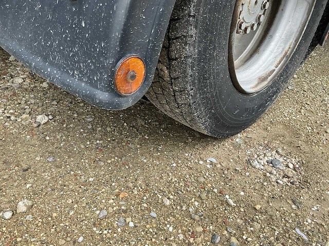 Man 8-224 vrachtwagen met verkoop oplegger - afbeelding 32 van  35