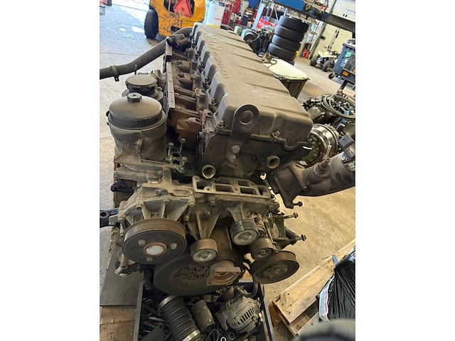 Man motor euro 5 - vrachtwagen onderdeel - afbeelding 2 van  6