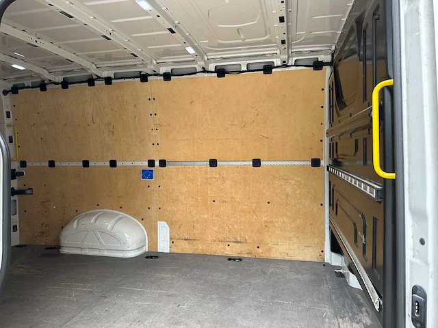 Man tge 30 2.0 standaard normaal 104pk 2018, vrf-93-k - afbeelding 21 van  44