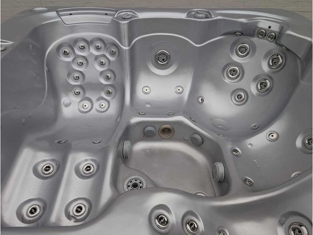 Mandalay deluxe spa 5 persoons jacuzzi en buitenspa - afbeelding 10 van  13