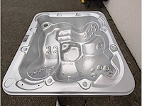 Mandalay deluxe spa 5 persoons jacuzzi en buitenspa - afbeelding 4 van  13