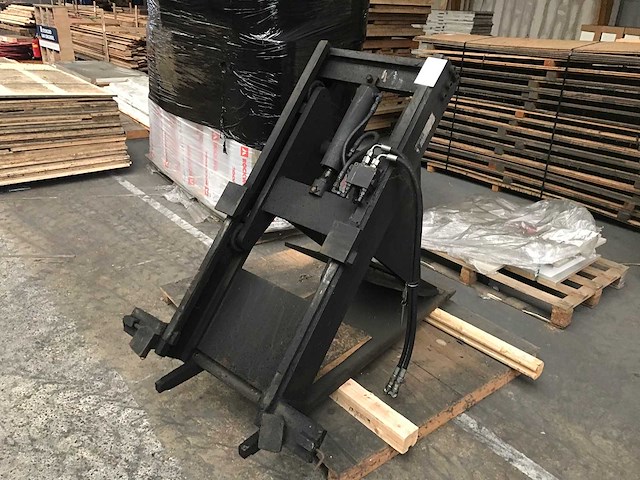 Mandigers - 1991 - heftruck kopklem - afbeelding 1 van  3