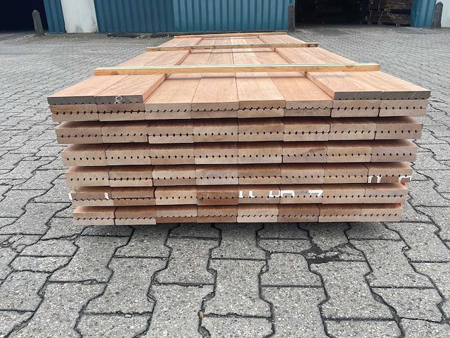 Mandioqueira vlonderplanken 4000x120x21mm (64x) - afbeelding 2 van  4