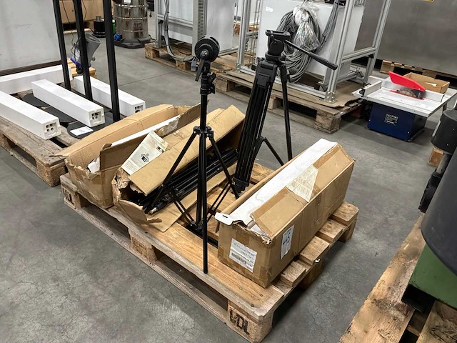 Manfrotto camera statief foto- & videoaccessoire - afbeelding 1 van  7