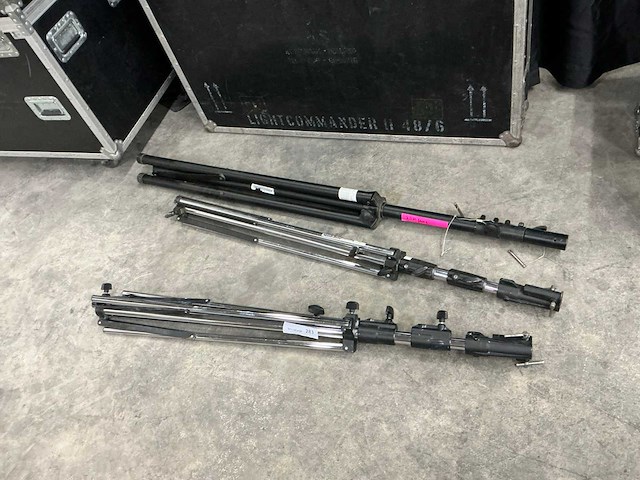 Manfrotto / eurolite statief (3x) - afbeelding 1 van  6