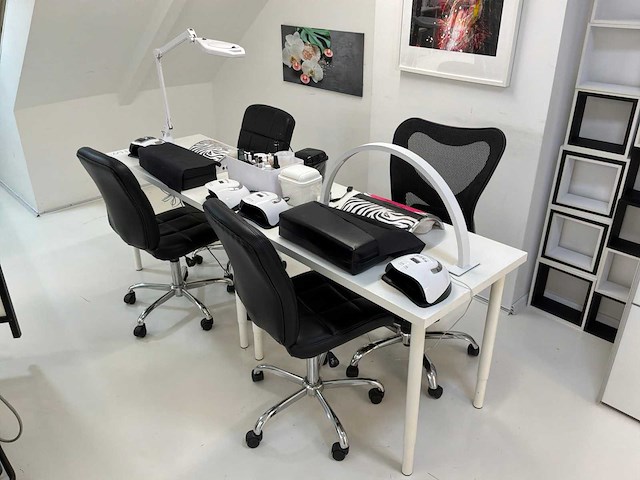 Manicure opstelling (3x) - afbeelding 1 van  12