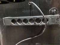 Manicure werktafel met ingebouwde afzuiging - afbeelding 8 van  9
