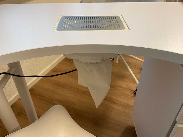 Manicuretafel - afbeelding 2 van  4