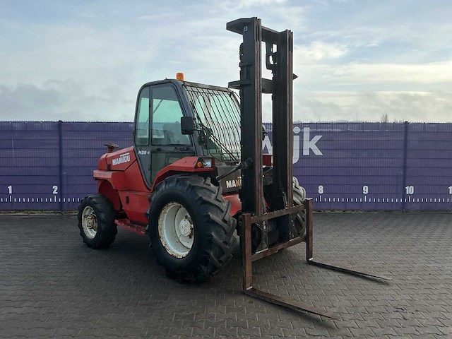 Manitou - m26-4 - ruwterrein - heftruck - 4wd/awd - afbeelding 7 van  14