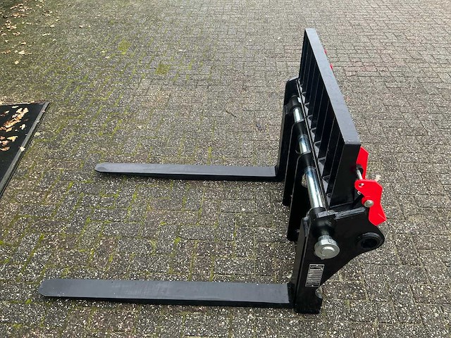 Manitou 2024 caf104074 vorkenbord - afbeelding 2 van  8