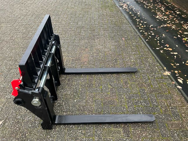 Manitou 2024 caf104074 vorkenbord - afbeelding 4 van  8