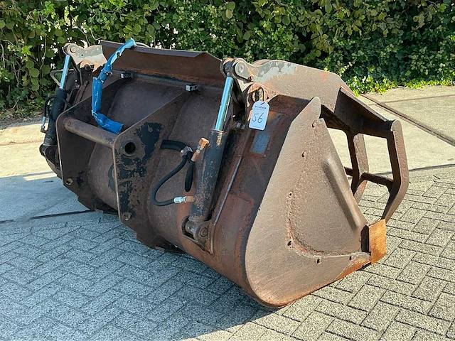 Manitou pelikaanbak - afbeelding 3 van  5