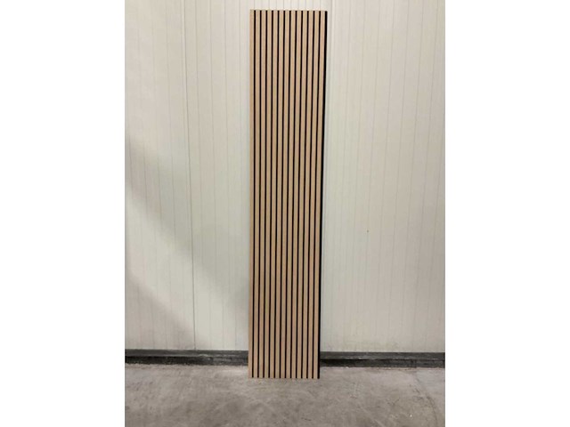 Mann oak 206 2600x520x18 akoestische wandpanelen 32 dozen 64 panelen - afbeelding 1 van  4