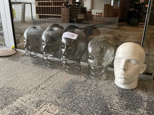 Mannequinhoofd koptelefoon-display (5x) - afbeelding 1 van  2
