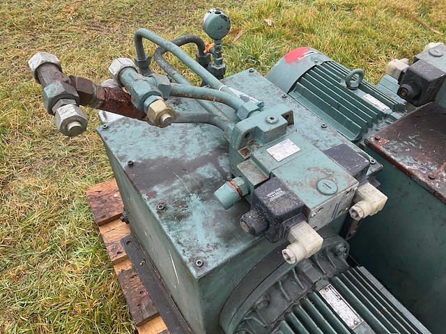 Mannesmann rexroth hydraulisch aggregaat (2x) - afbeelding 3 van  5
