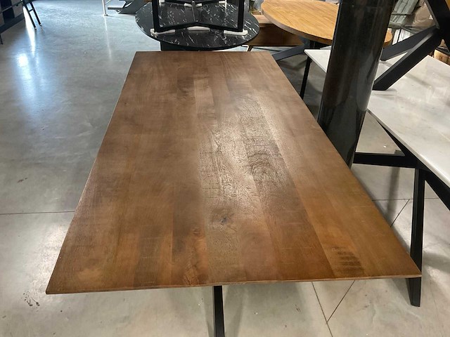 Mansours eetkamertafel - afbeelding 5 van  9