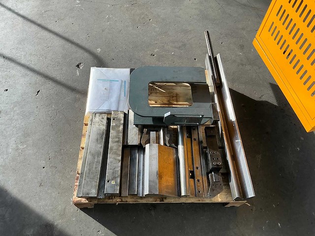 Mantech - w67k-40/200 - cnc press brake - 2020 - afbeelding 4 van  14