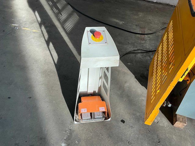 Mantech - w67k-40/200 - cnc press brake - 2020 - afbeelding 3 van  15