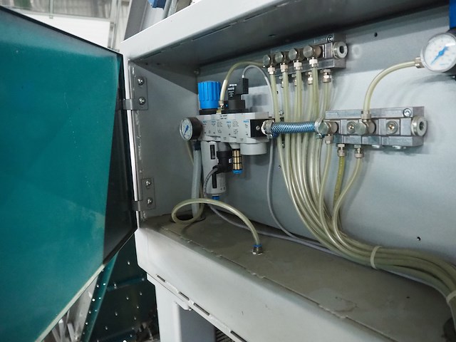 Manter - afbeelding 2 van  25