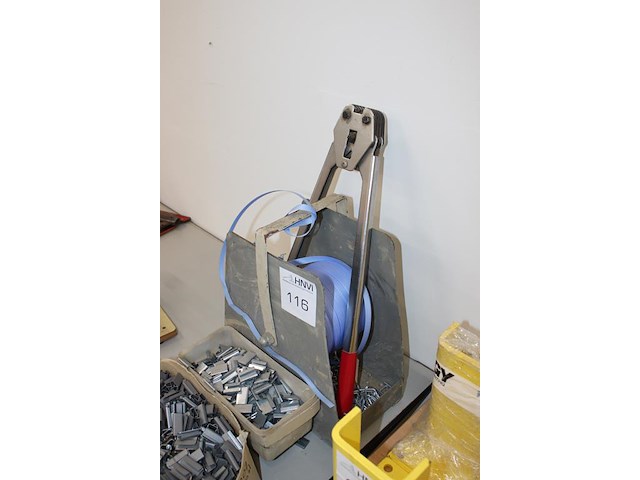 Manueel bandoleerapparaat. - afbeelding 3 van  3