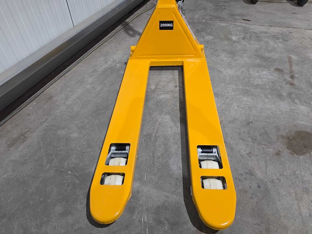 Manuele palletwagen / transpallet – 2.000 kg - ongebruikt - afbeelding 7 van  9