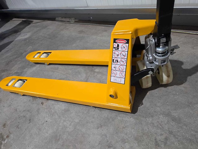 Manuele palletwagen / transpallet – 2.000 kg - ongebruikt - afbeelding 8 van  9