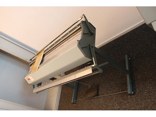 Manuele vouwmachine oce 931 - afbeelding 2 van  3