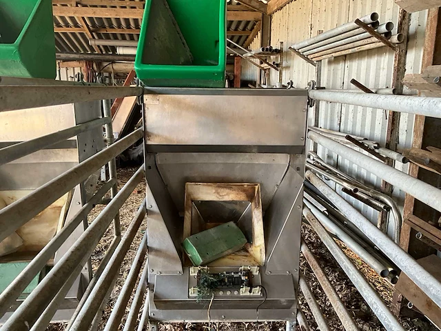 Manus nedap voerbox - afbeelding 12 van  14