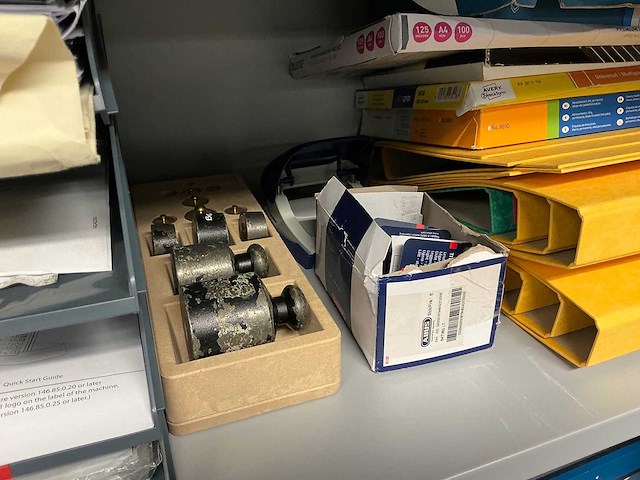 Manutan - jaloeziedeurkast - afbeelding 4 van  6