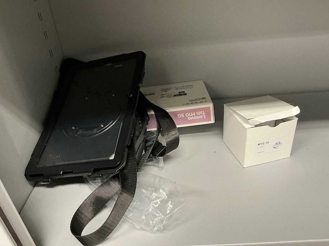 Manutan - jaloeziedeurkast - afbeelding 6 van  6