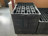 Manutan - kunststof pallet (16x) - afbeelding 2 van  5