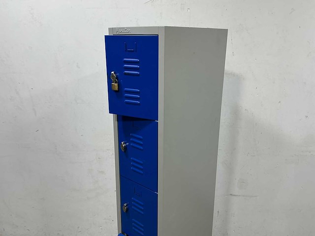 Manutan - lockerkast - afbeelding 2 van  4