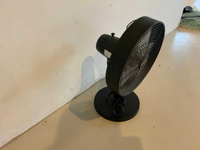 Manutan - ventilator - afbeelding 3 van  4