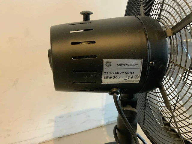Manutan - ventilator - afbeelding 4 van  4