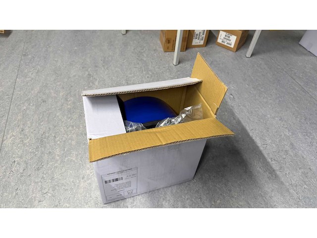 Manutan 150kg verrijdbaar opstaphulp - ongebruikt - afbeelding 2 van  5