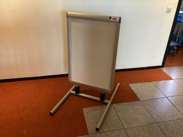 Manutan a1 stoepbord - afbeelding 1 van  4