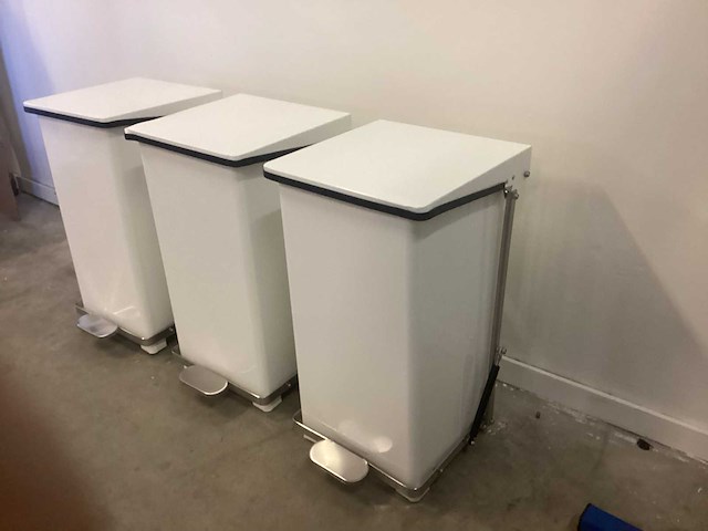 Manutan afvalemmers (3x) - afbeelding 6 van  10