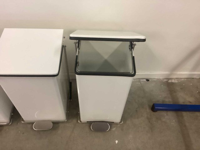 Manutan afvalemmers (3x) - afbeelding 8 van  10