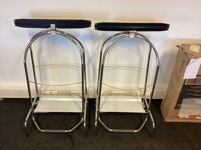 Manutan afvalzakhouder met pedaal (4x) - afbeelding 3 van  4