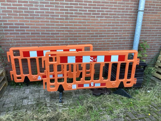 Manutan bouwhekken (2x) - afbeelding 1 van  4