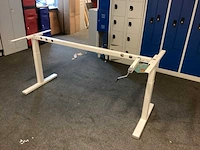 Manutan bureau onderstel - afbeelding 2 van  5