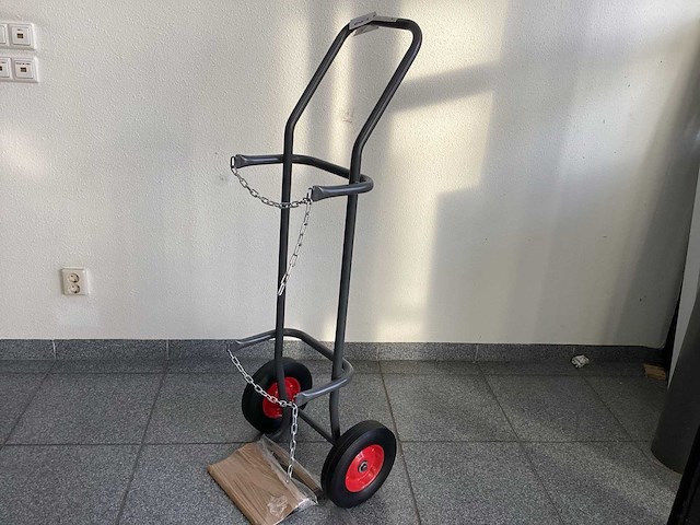 Manutan expert steekwagen voor fles - afbeelding 2 van  4