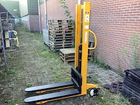 Manutan hand hydraulische palletwagen - afbeelding 1 van  7
