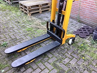 Manutan hand hydraulische palletwagen - afbeelding 2 van  7