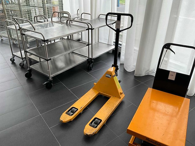Manutan hydraulische handpalletwagen 2018 - afbeelding 1 van  5