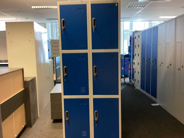 Manutan lockerkast - afbeelding 1 van  5