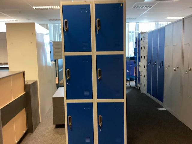 Manutan lockerkast - afbeelding 1 van  5