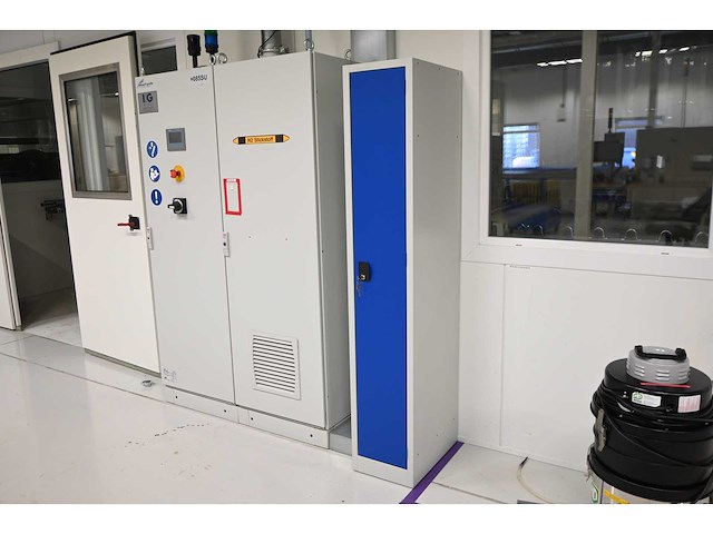 Manutan lockerkast - afbeelding 1 van  3