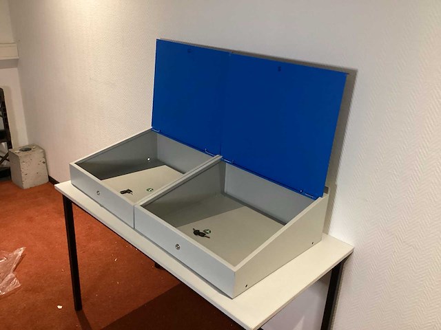 Manutan opzet lessenaars (2x) - afbeelding 5 van  5