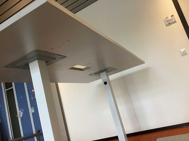 Manutan statafel - afbeelding 10 van  11